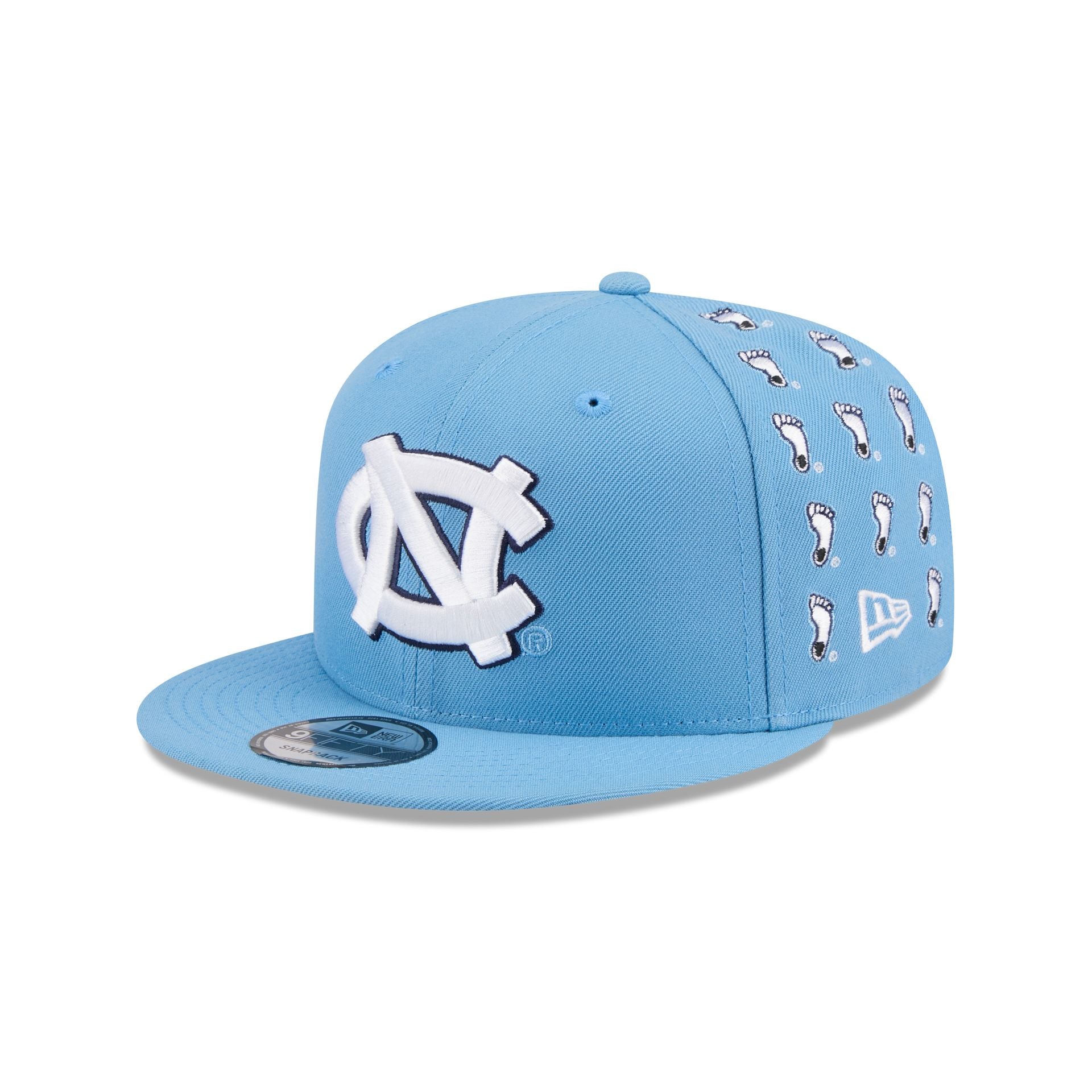 North Carolina Tar Heels Sticker Helmet 9FIFTY Snapback Hat – New