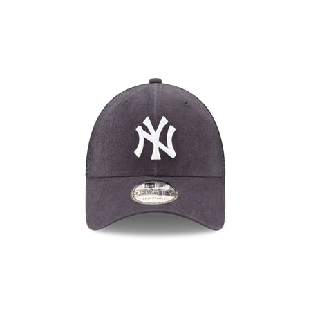 New York Yankees 9FORTY Trucker Hat