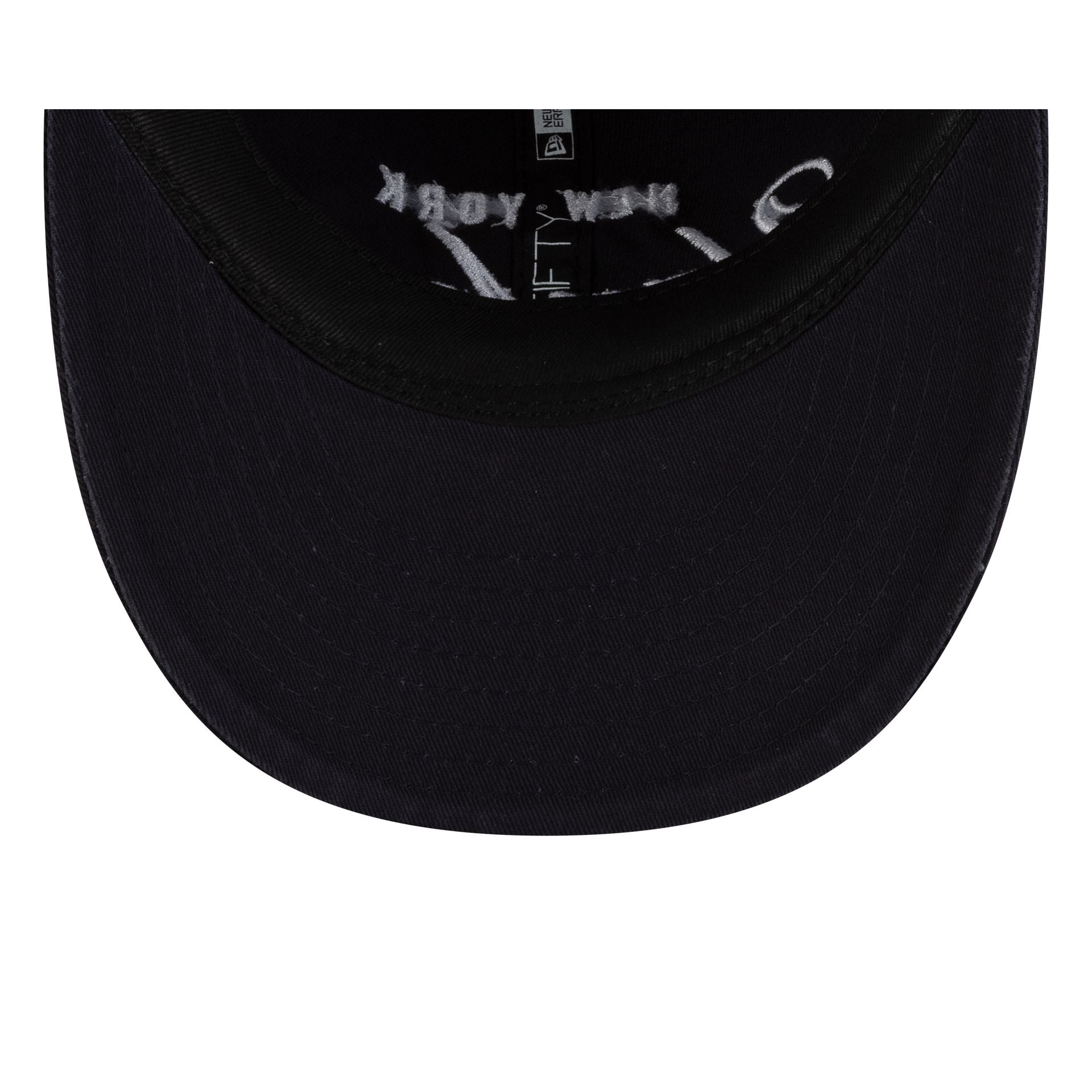 thisisneverthat® x New York Yankees Retro Crown 9FIFTY Adjustable