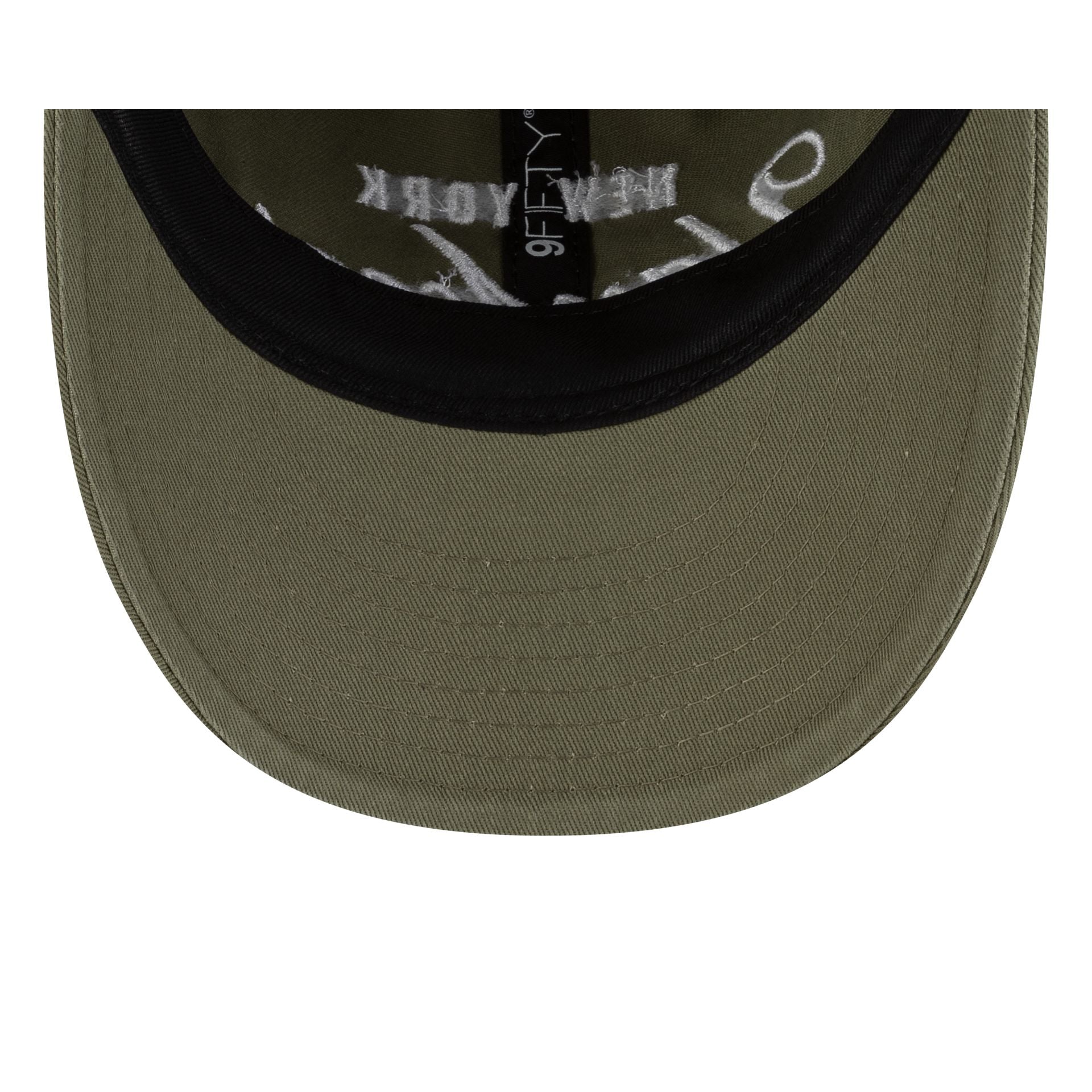thisisneverthat® x New York Yankees Retro Crown 9FIFTY Adjustable