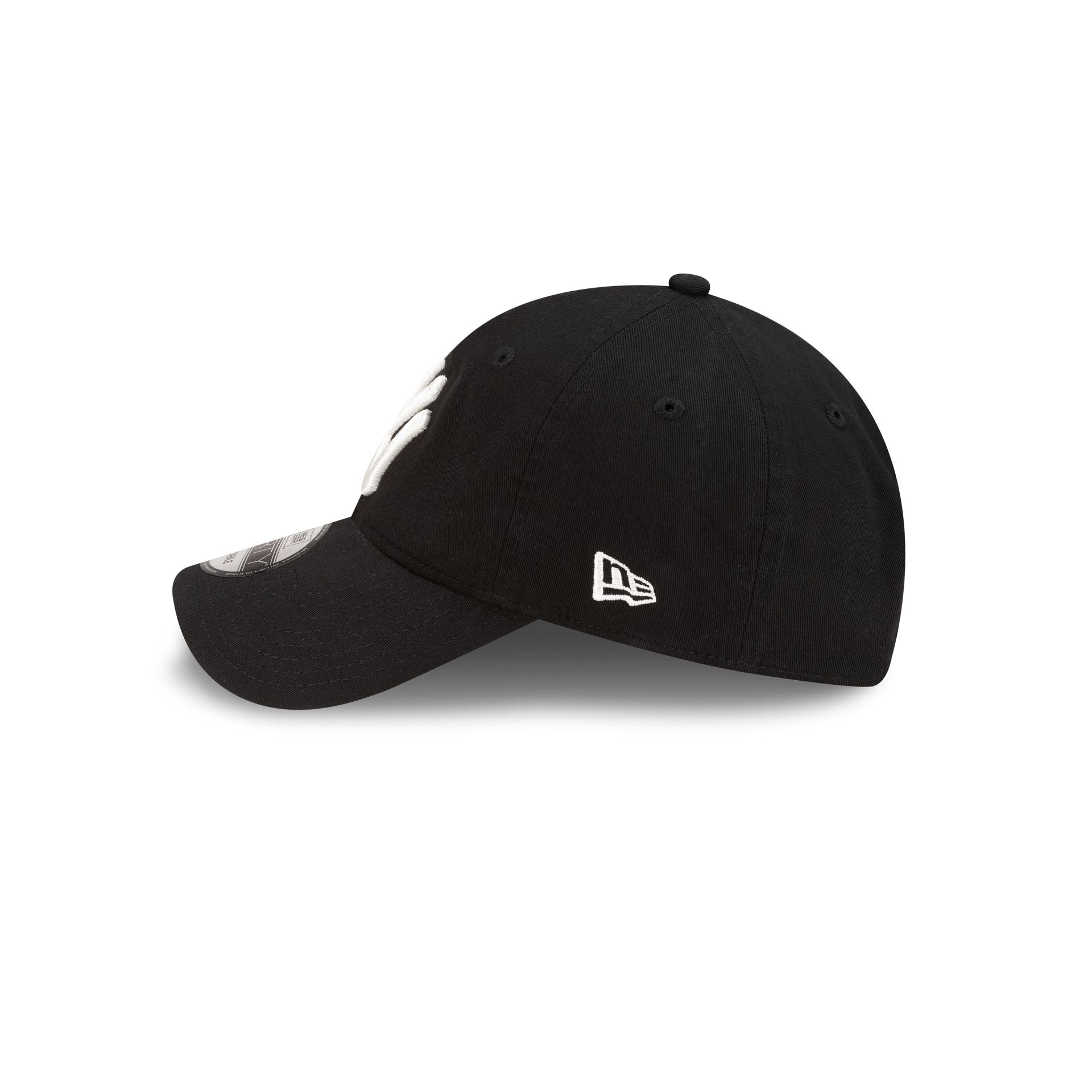 New York Yankees Black 9FORTY Adjustable Hat