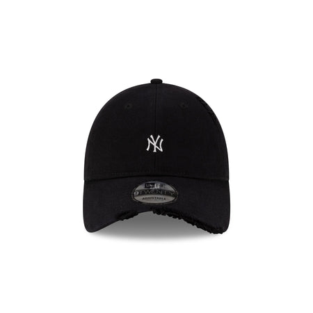 New York Yankees Distressed Twill 9TWENTY Adjustable Hat
