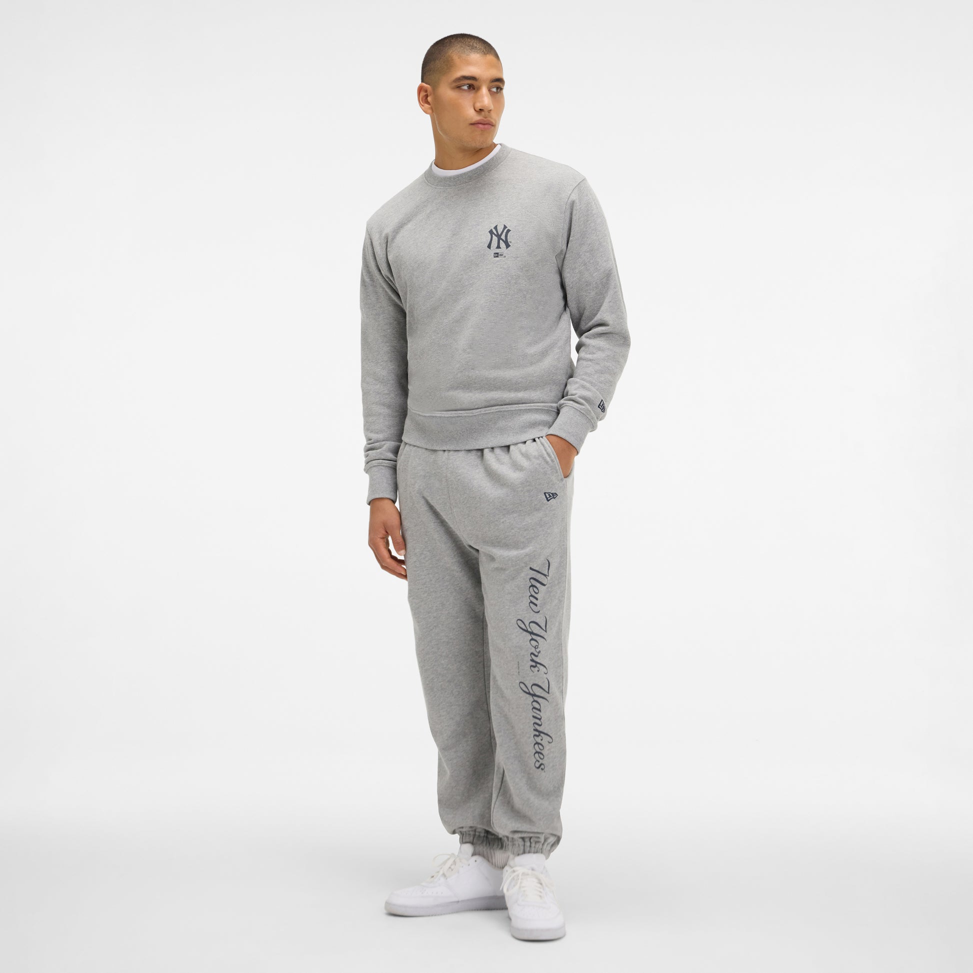 New York Yankees Relaxed Heather Gray Fleece Pants