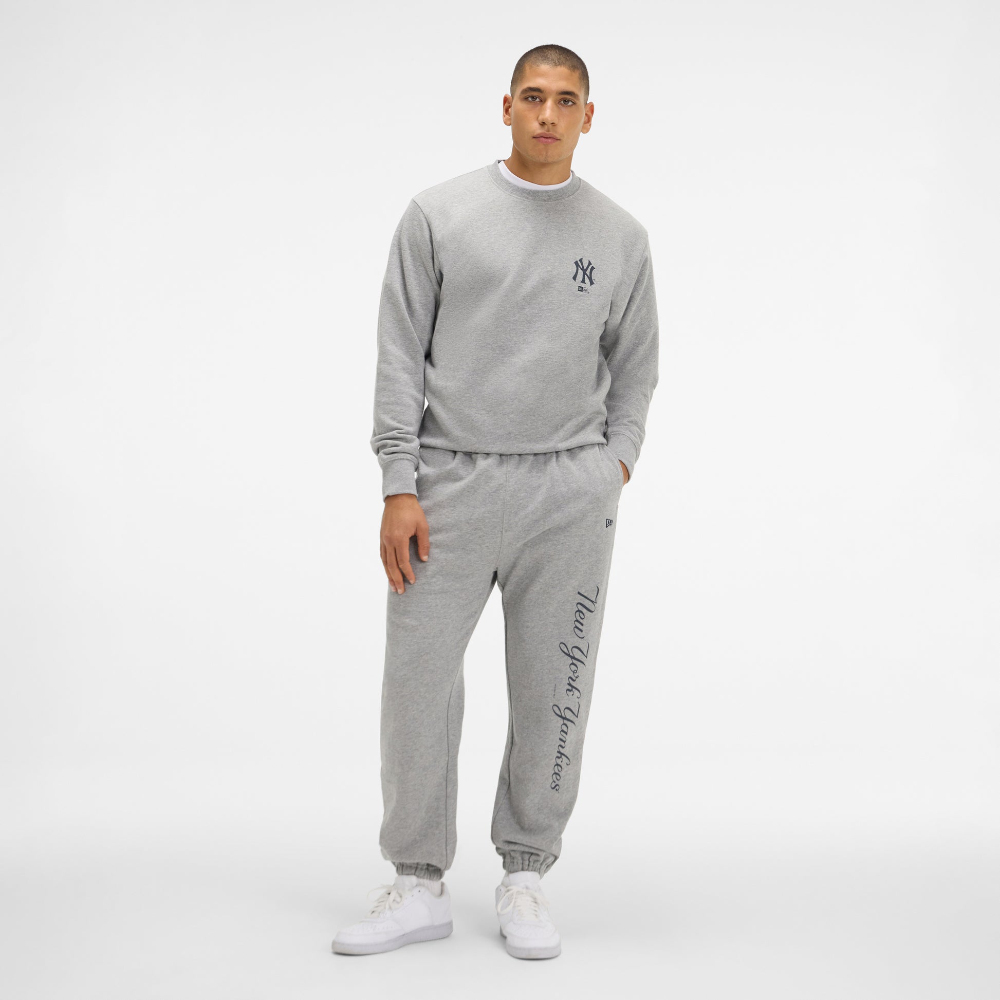 New York Yankees Relaxed Heather Gray Crewneck