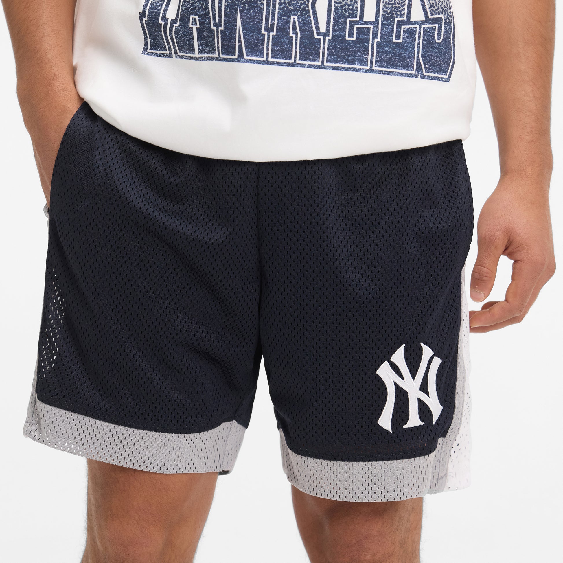 Seattle Mariners Sport Classics Black & White Shorts