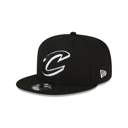 Cleveland Cavaliers Basic Black & White 9FIFTY Snapback Hat - New Era Cap