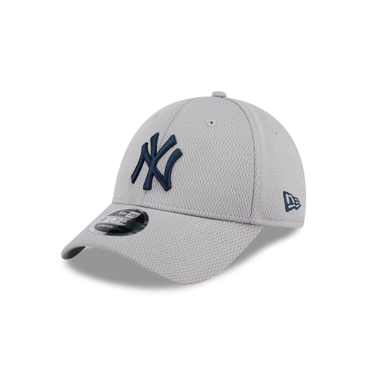 New York Yankees Gray 9FORTY Stretch-Snap Hat - New Era Cap