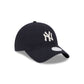 New York Yankees Glitter Logo Women's 9TWENTY Adjustable Hat