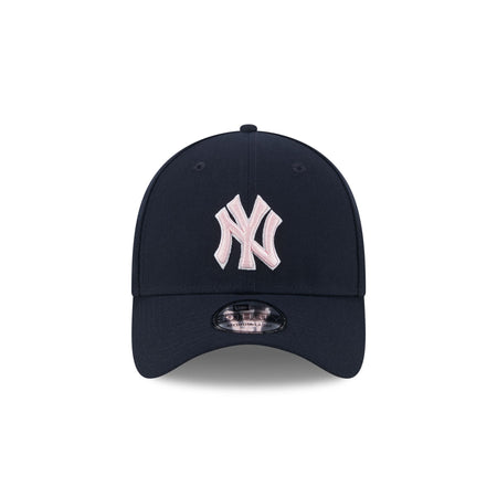 New York Yankees Mother's Day 2024 39THIRTY Stretch Fit