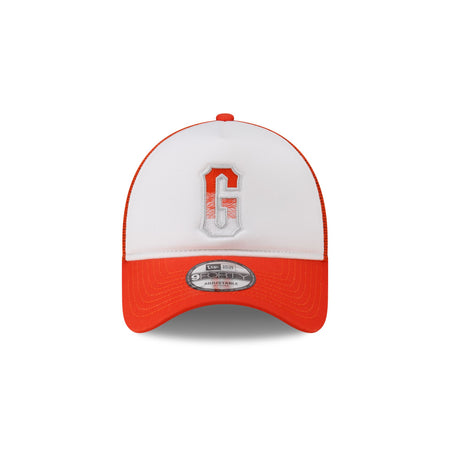 San Francisco Giants White Crown 9FORTY A-Frame Trucker Hat