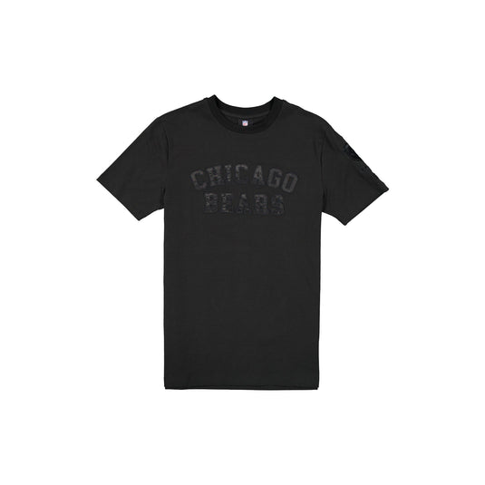 Chicago Bears Black on Black Logo Select T-Shirt - New Era Cap