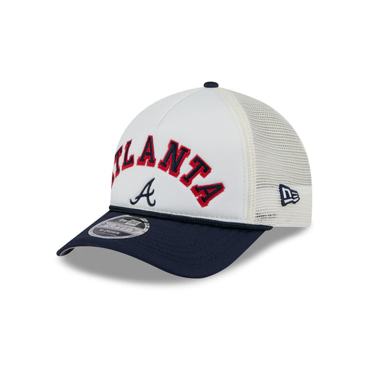 Atlanta Braves Chrome Arch 9FORTY M-Crown A-Frame Trucker Hat - New Era Cap