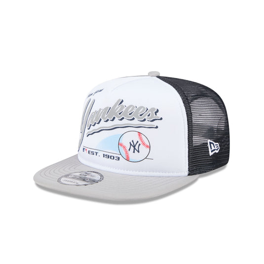 New York Yankees Retro Script 9FIFTY A-Frame Trucker Hat - New Era Cap