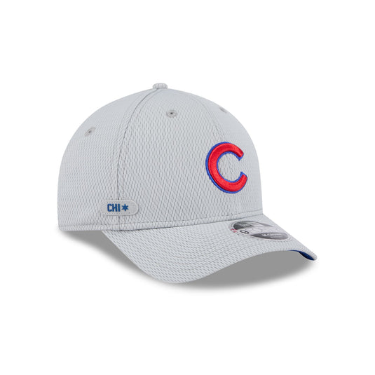 Chicago Cubs 2025 Clubhouse Gray 9FORTY M-Crown Snapback Hat - New Era Cap
