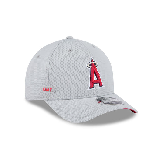 Los Angeles Angels 2025 Clubhouse Gray 9FORTY M-Crown Snapback Hat - New Era Cap