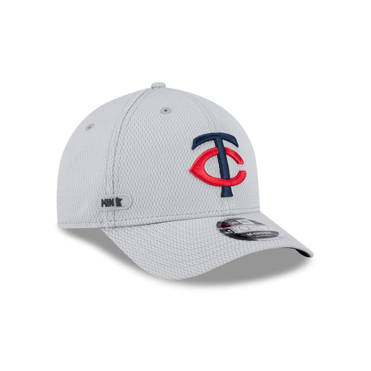 Minnesota Twins 2025 Clubhouse Gray 9FORTY M-Crown Snapback Hat - New Era Cap