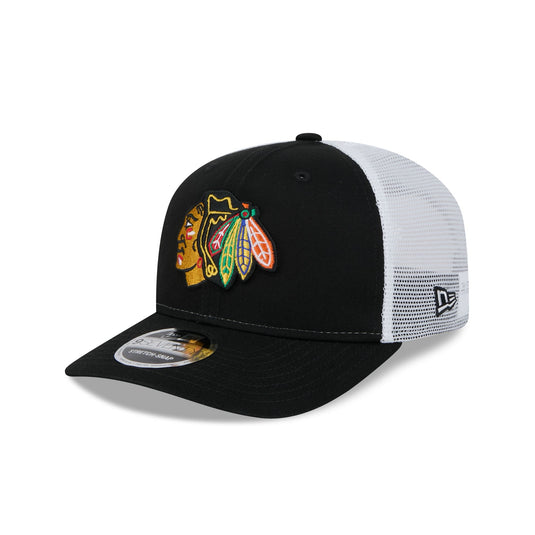 Chicago Blackhawks Team 9SEVENTY Trucker Hat - New Era Cap