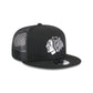 Chicago Blackhawks Black 9FIFTY Trucker Hat