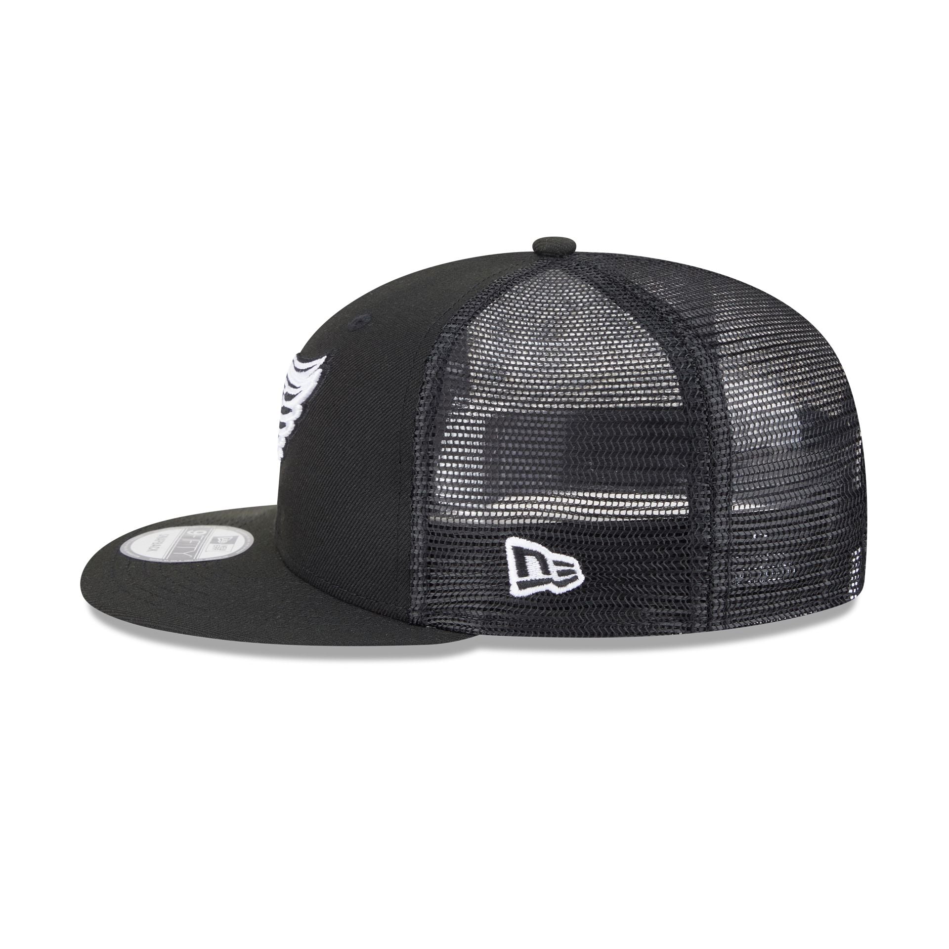 Detroit Red Wings Black 9FIFTY Trucker Hat