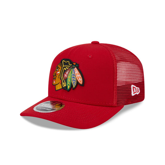 Chicago Blackhawks Simple 9SEVENTY Trucker Hat - New Era Cap