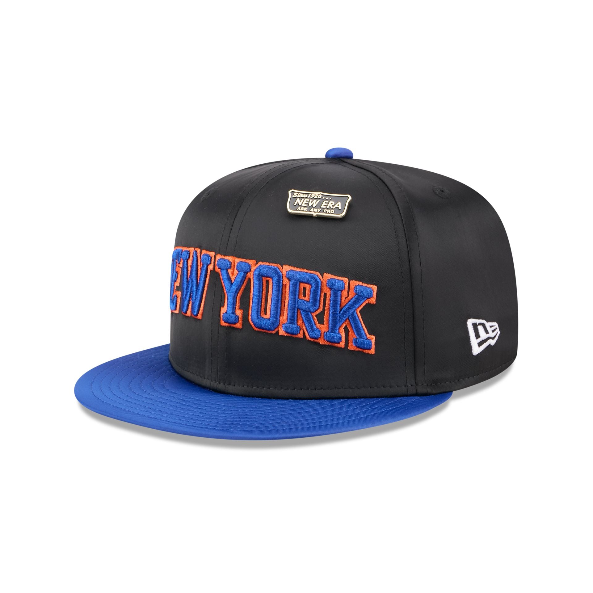 New York Knicks Satin Pin 9FIFTY Snapback Hat