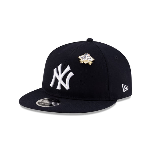 New York Yankees Jackie Robinson Day 2025 Retro Crown 9FIFTY Snapback Hat - New Era Cap
