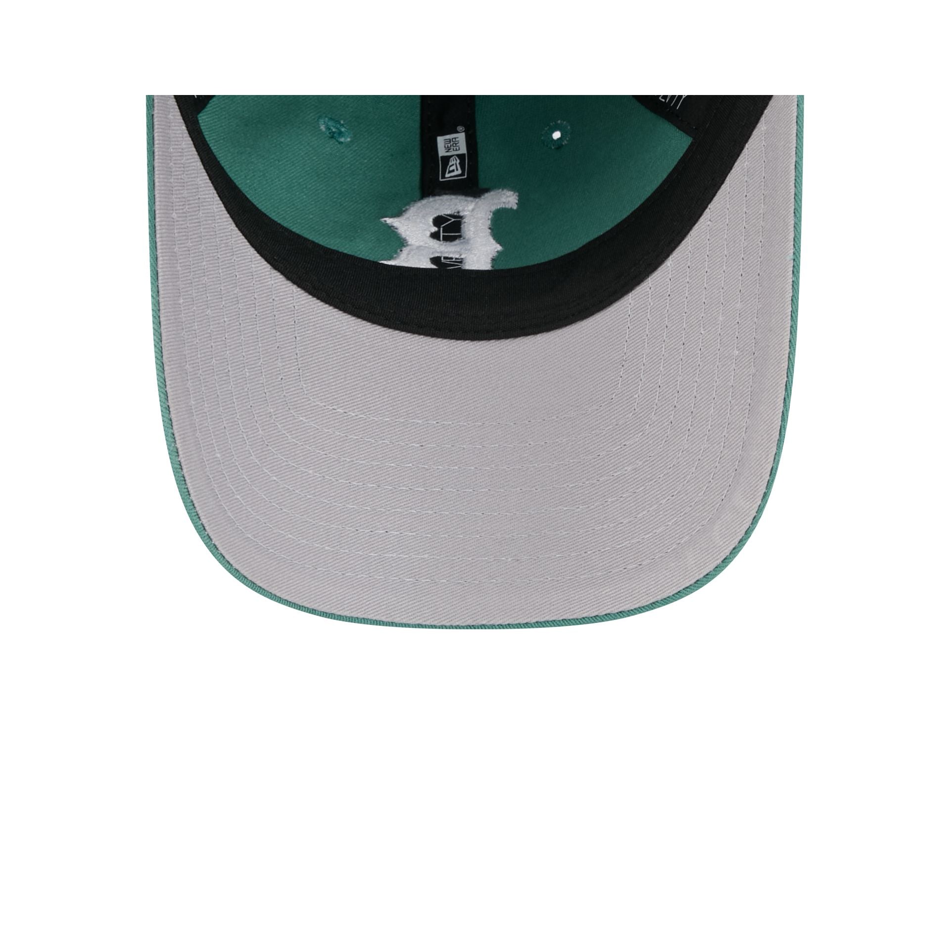 Boston Red Sox 2026 City Connect Women's 9TWENTY Adjustable Hat