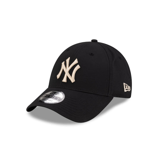New York Yankees Recycled Black 9FORTY Adjustable Hat - New Era Cap