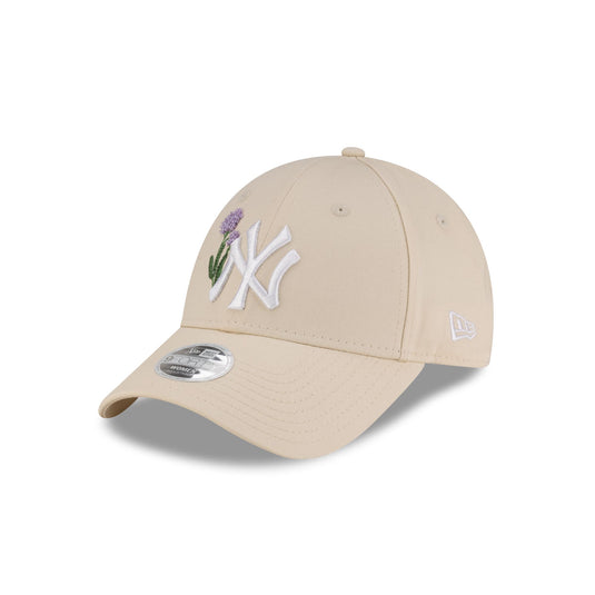 New York Yankees Beaded Floral Cream Women's 9FORTY Adjustable Hat - New Era Cap