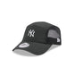 New York Yankees Black Poly Runner Adjustable Hat