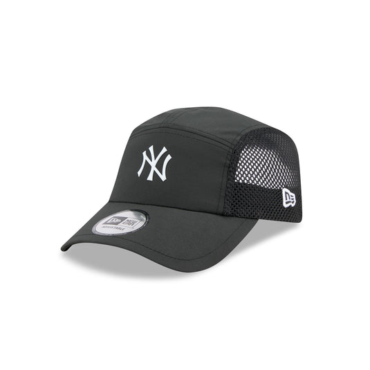 New York Yankees Black Poly Runner Adjustable Hat - New Era Cap