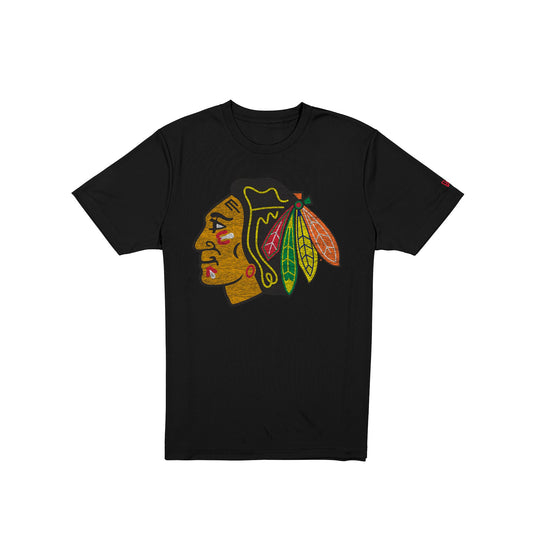 Chicago Blackhawks Wash Logo Short-Sleeve T-Shirt - New Era Cap