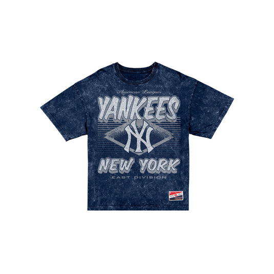 New York Yankees Throwback Classic Women's T-Shirt - New Era Cap