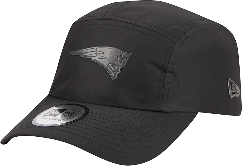 Alpha Industries x New England Patriots Black Runner Adjustable Hat
