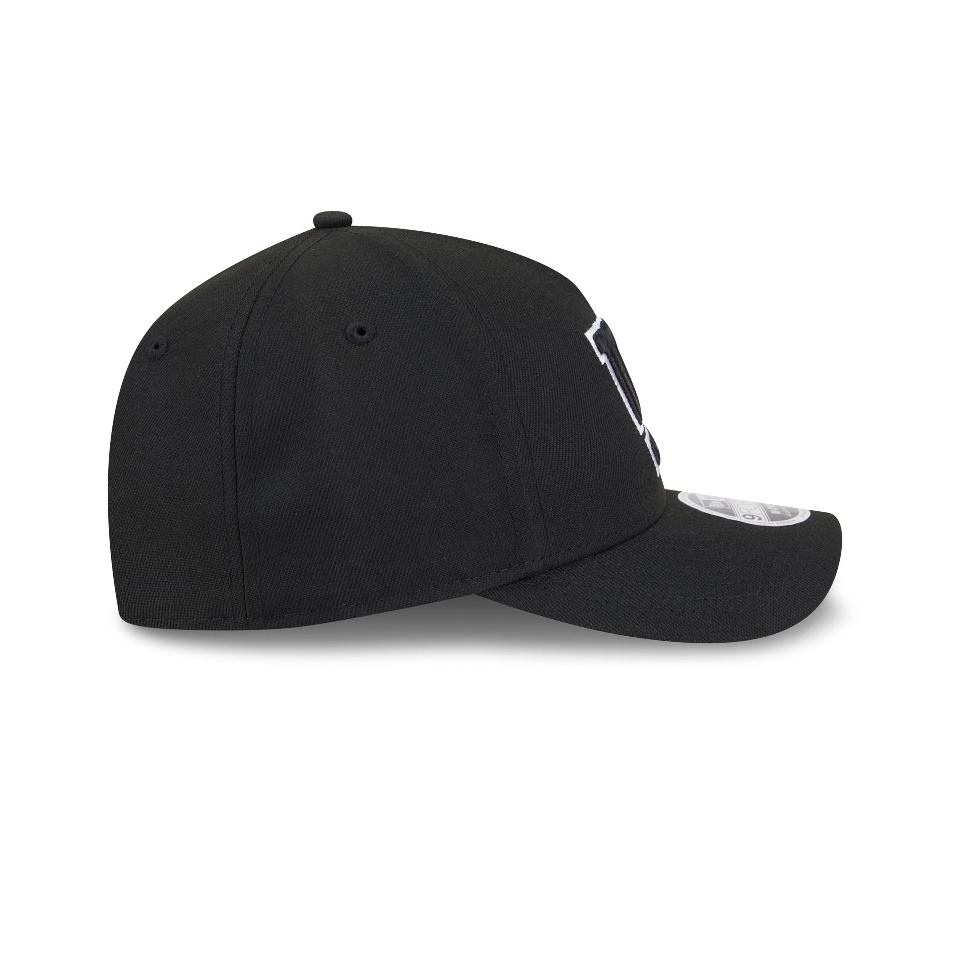 New York Giants Black & White 9FORTY M-Crown A-Frame Snapback Hat