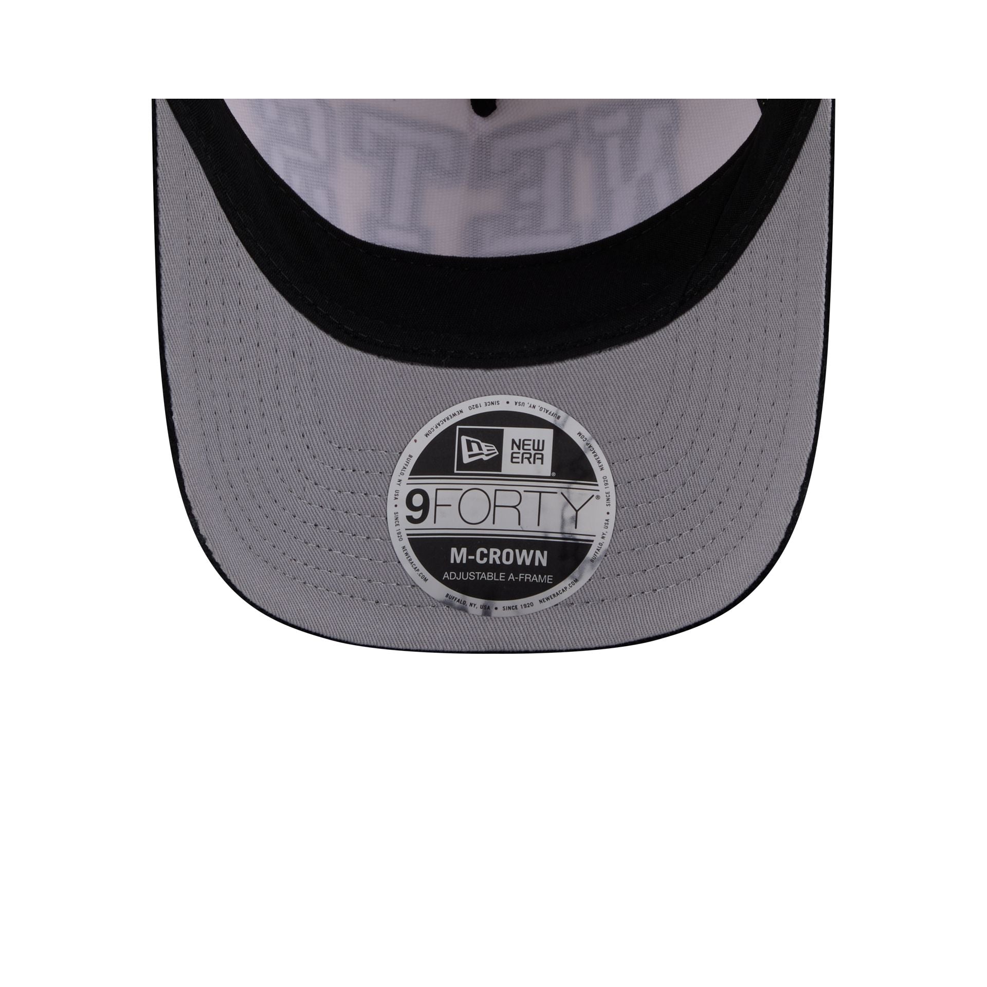 Brooklyn Nets Stacked Corduroy 9FORTY M-Crown A-Frame Snapback Hat