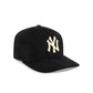 New York Yankees Nostalgic Black Corduroy 19TWENTY Adjustable Hat