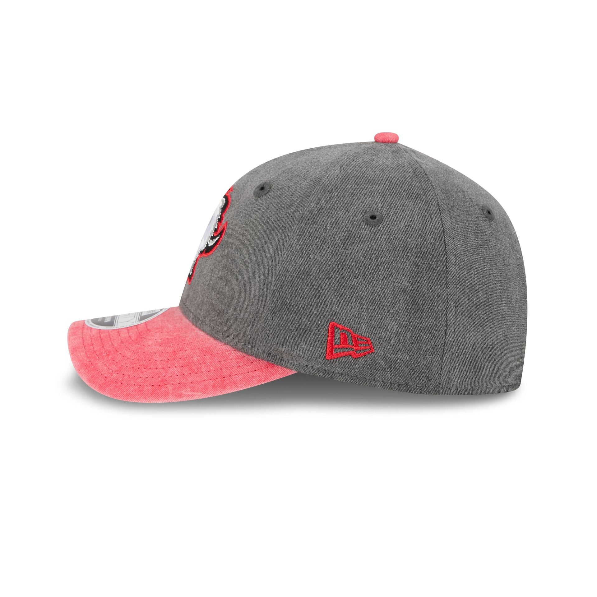 Buffalo Sabres Alternate Mascot 9FORTY M-Crown Snapback Hat
