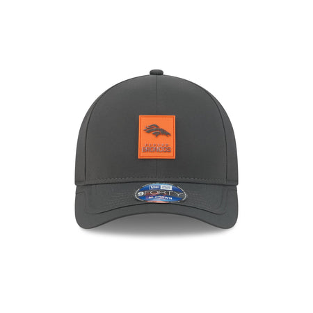Denver Broncos 2025 Sideline Cold Weather Steel Clouds 9FORTY M-Crown Snapback Hat