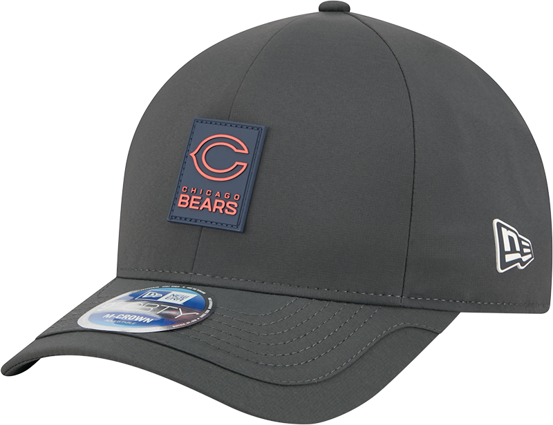 Chicago Bears 2025 Sideline Cold Weather Steel Clouds 9FORTY M-Crown Snapback Hat