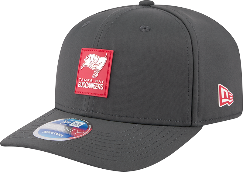 Tampa Bay Buccaneers 2025 Sideline Cold Weather Steel Clouds 9SEVENTY Stretch-Snap Hat