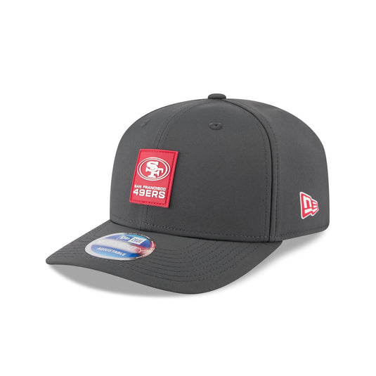 San Francisco 49ers 2025 Sideline Cold Weather Steel Clouds 9SEVENTY Stretch-Snap Hat - New Era Cap