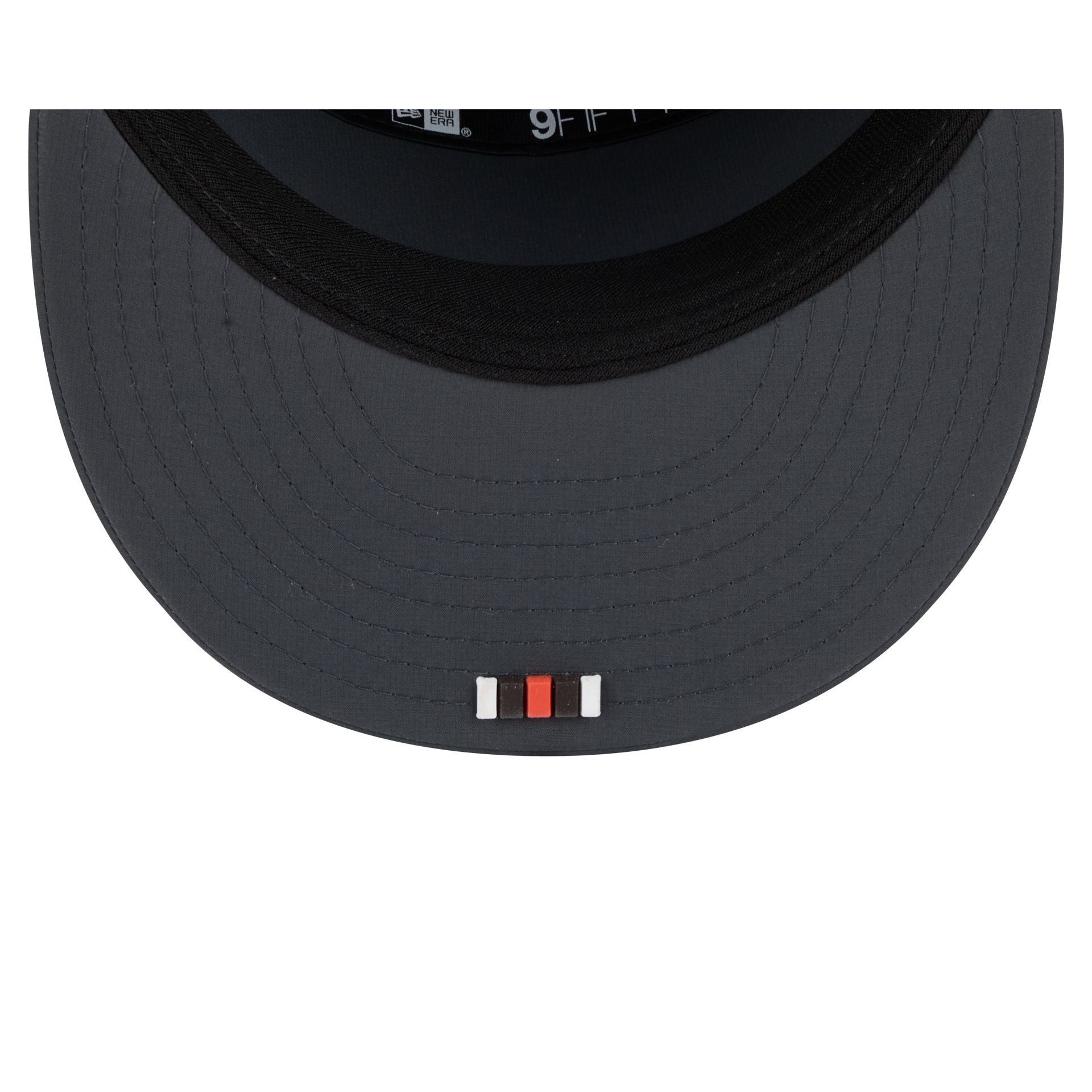 Cleveland Browns 2025 Sideline Cold Weather Steel Clouds Split Panel 9FIFTY Snapback Hat