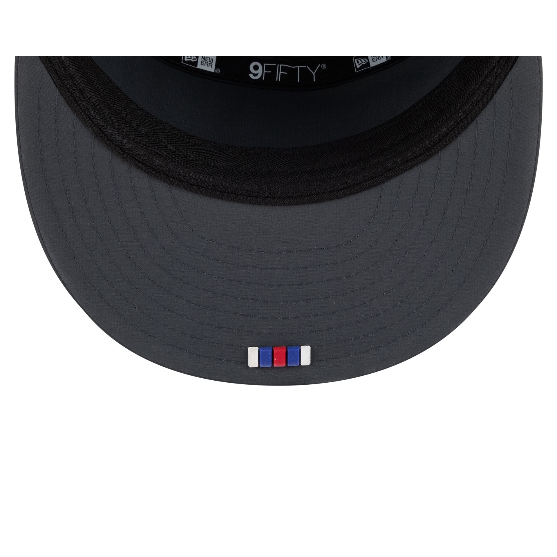 New York Giants 2025 Sideline Cold Weather Steel Clouds Split Panel 9FIFTY Snapback Hat