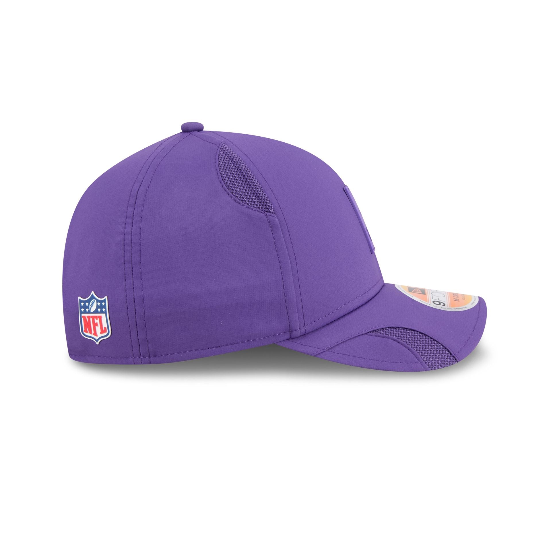 Minnesota Vikings 2025 Sideline Hot Weather 9FORTY M-Crown Snapback Hat