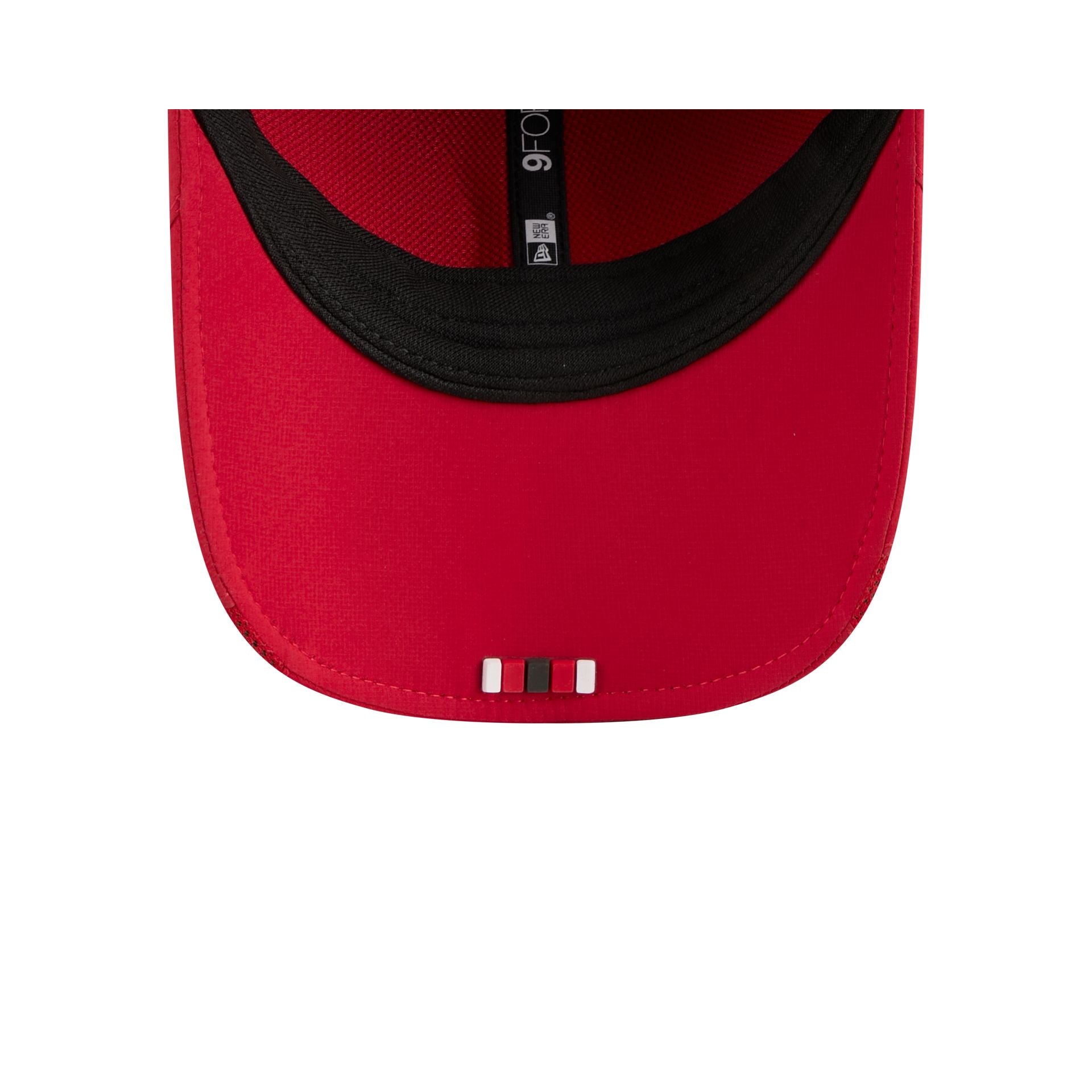 Tampa Bay Buccaneers 2025 Sideline Hot Weather 9FORTY M-Crown Snapback Hat