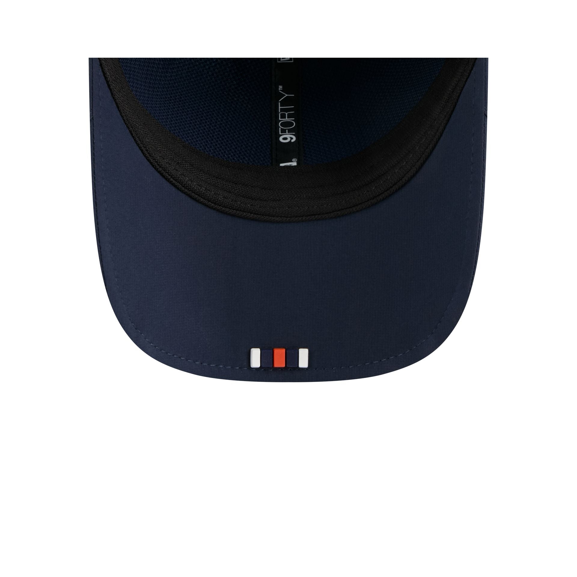 Chicago Bears 2025 Sideline Hot Weather 9FORTY M-Crown Snapback Hat