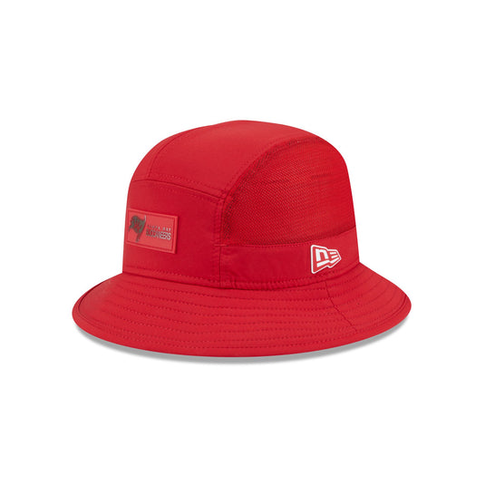 Tampa Bay Buccaneers 2025 Sideline Hot Weather Bucket Hat - New Era Cap