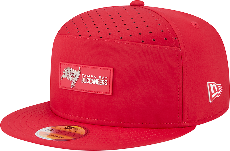 Tampa Bay Buccaneers 2025 Sideline Hot Weather Split Panel 9FIFTY Snapback Hat