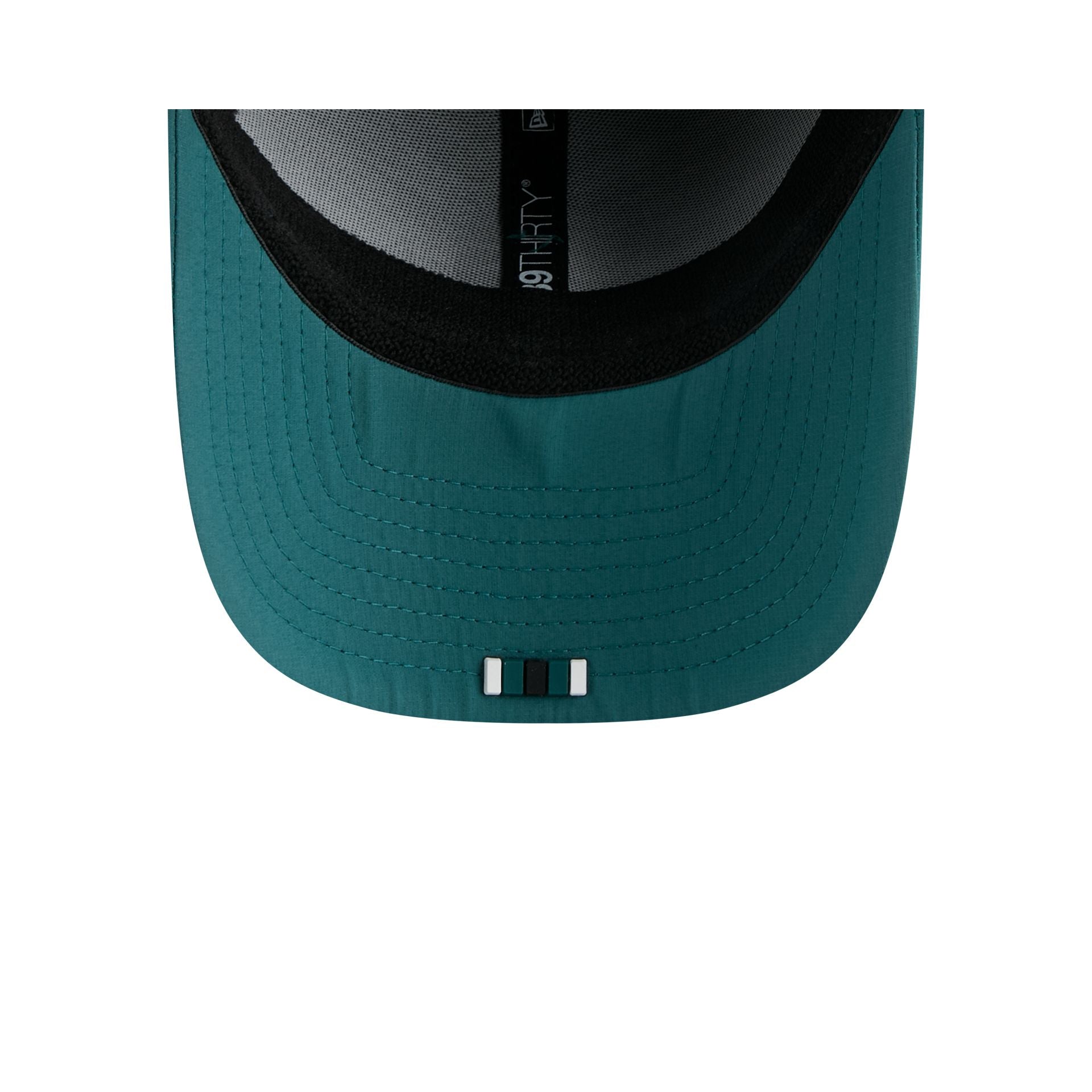 Philadelphia Eagles 2025 Sideline Hot Weather 39THIRTY Stretch Fit Hat